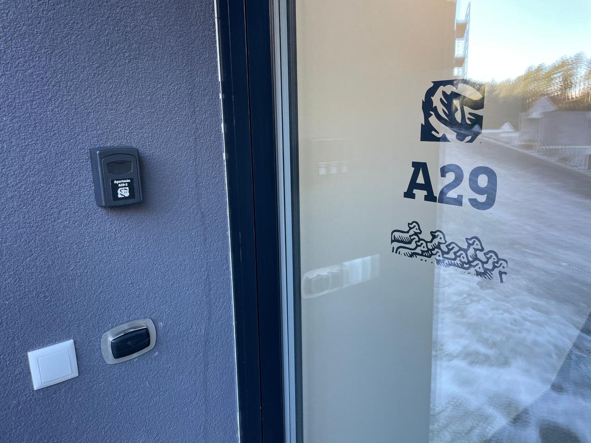 Apartman A29-2, Hrabovo, 鲁容贝罗克 外观 照片