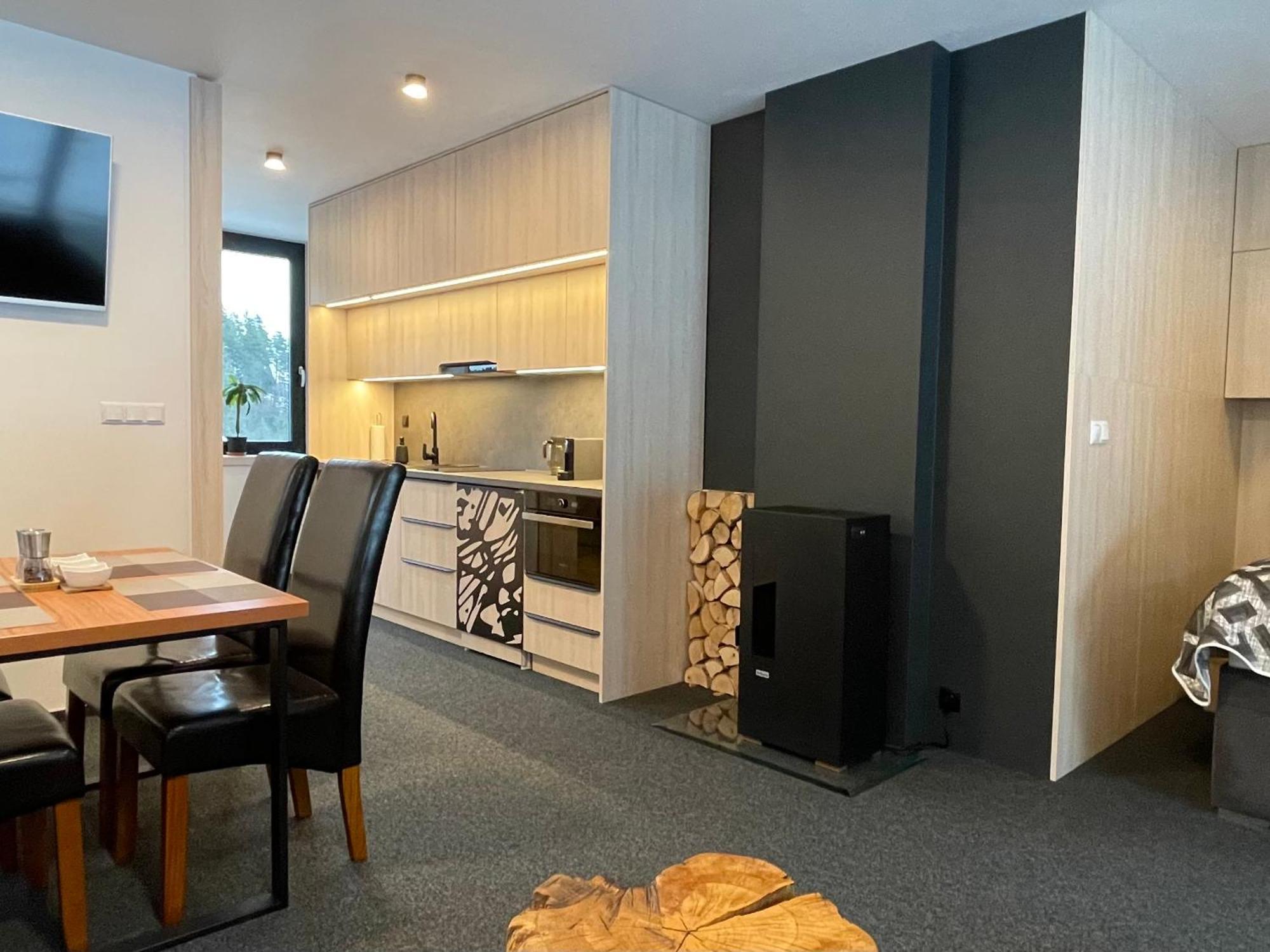Apartman A29-2, Hrabovo, 鲁容贝罗克 外观 照片